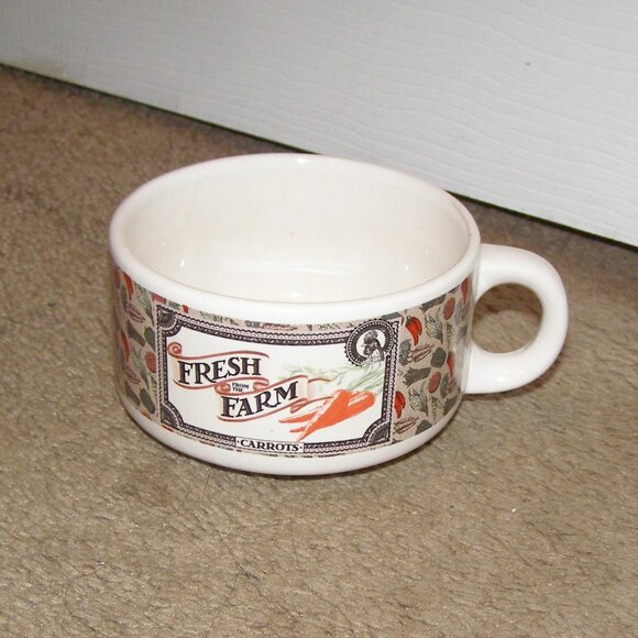 Fresh From the Farm Soup Mug/Cup Carrots & Peas Houston Harvest as shown - Picture 1 of 7